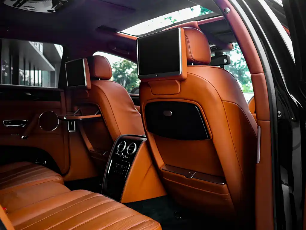 Bentley Flying Spur 2014 — фото 12