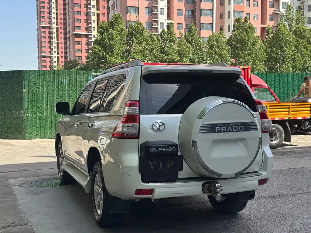 Toyota Prado 2017 — фото 6