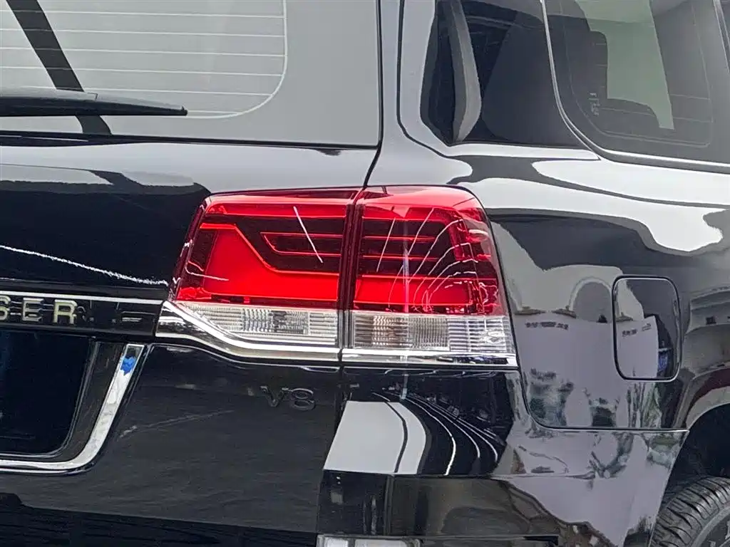 Toyota Land Cruiser 2020 — фото 14