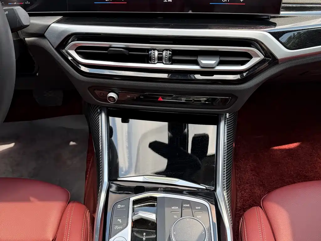 BMW 3 Series 2023 — фото 12