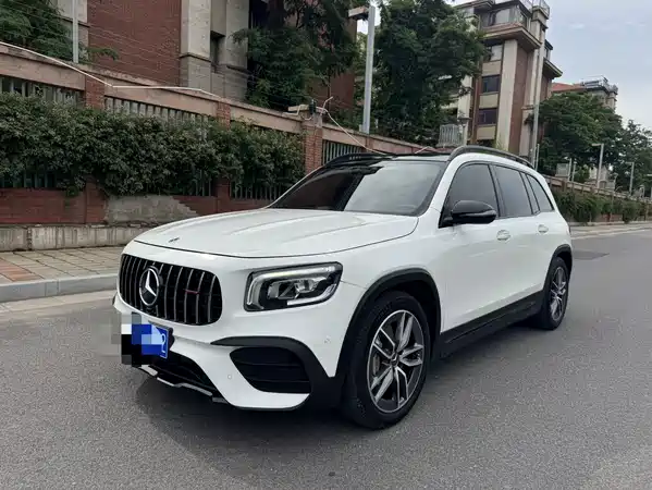 Mercedes-Benz GLB AMG 2021