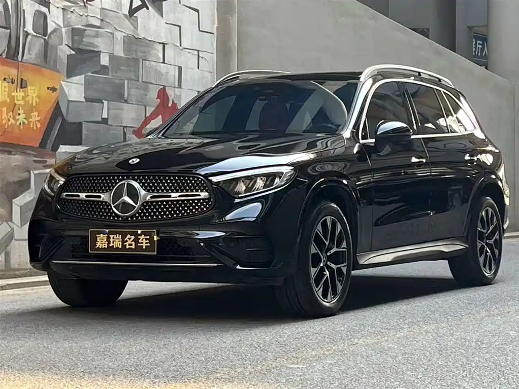 Mercedes-Benz GLC 2023 — фото 1