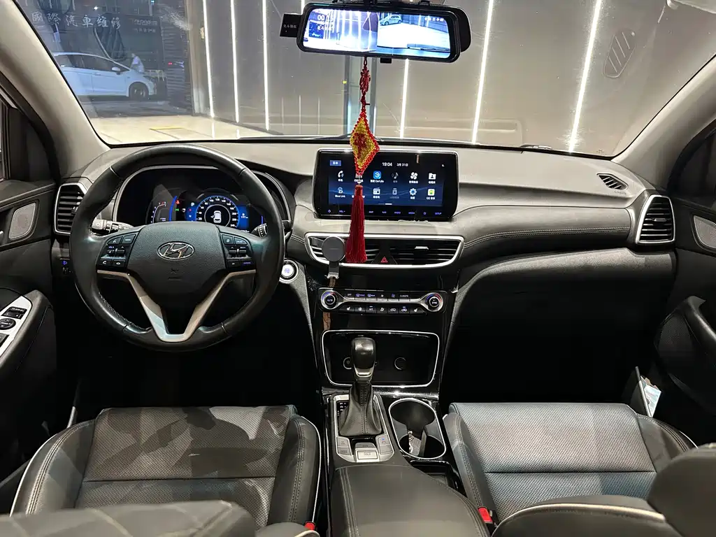 Hyundai Tucson 2021 — фото 11