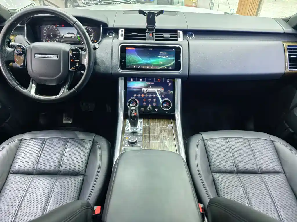 Land Rover Sport PHEV 2018 — фото 7
