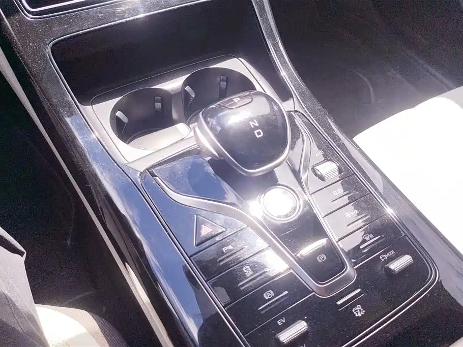 BYD Qin PLUS 2025 — фото 16