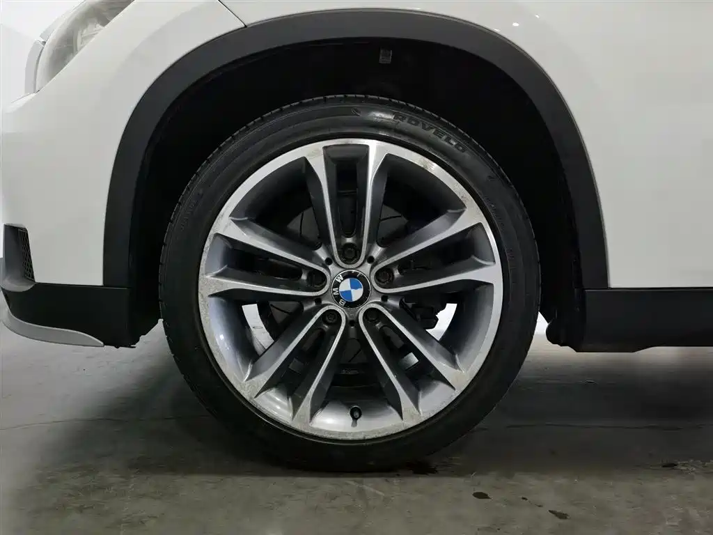 BMW X1 2015 — фото 17