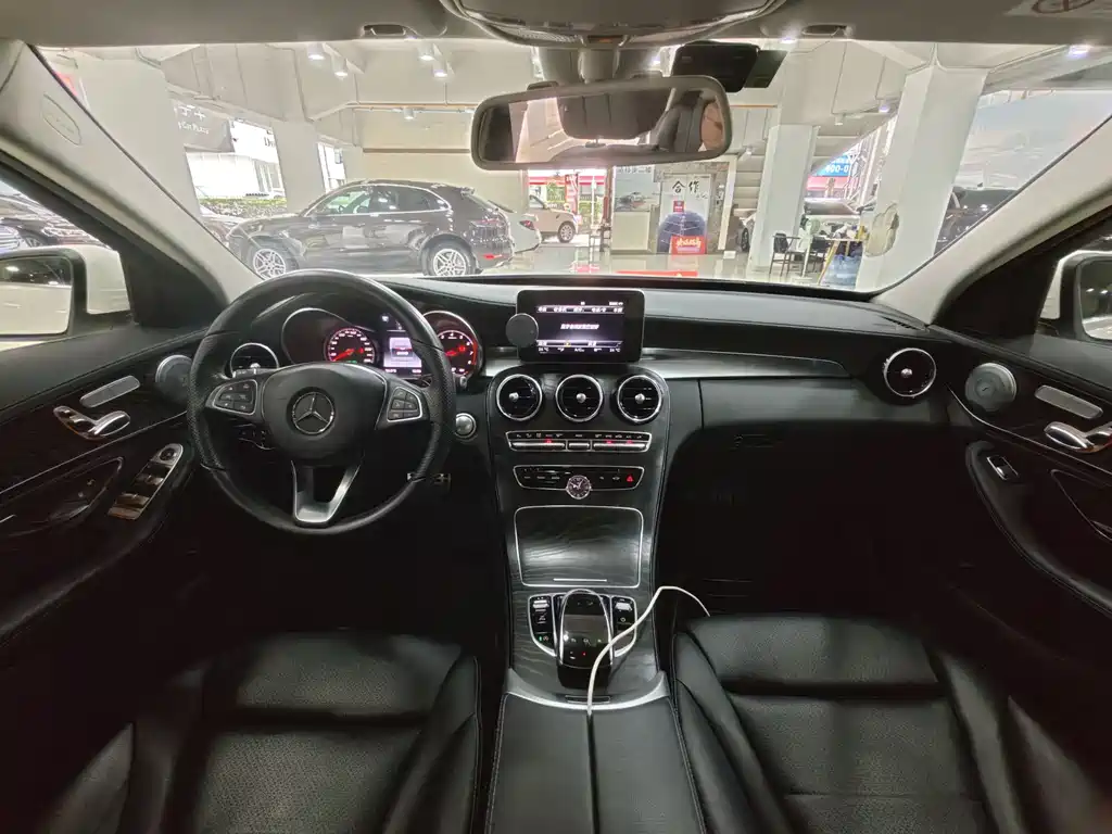 Mercedes-Benz C-Class 2016 — фото 14