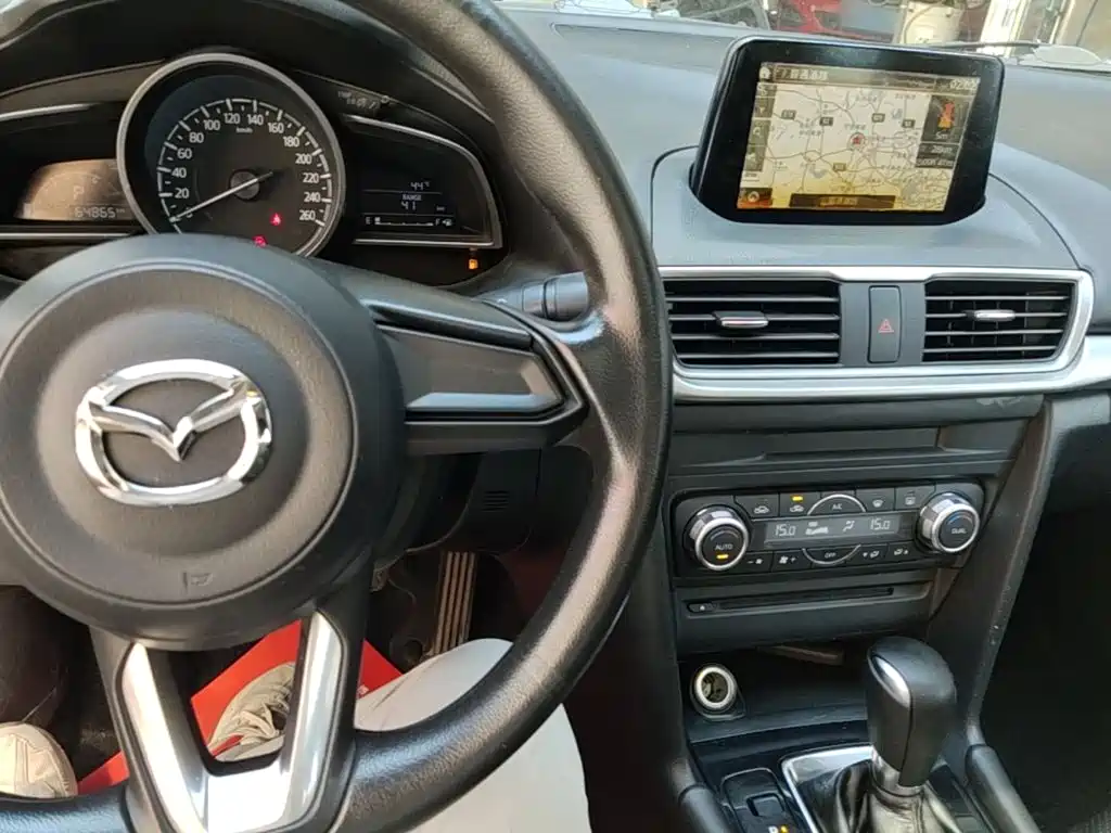 Mazda 3 Axela 2017