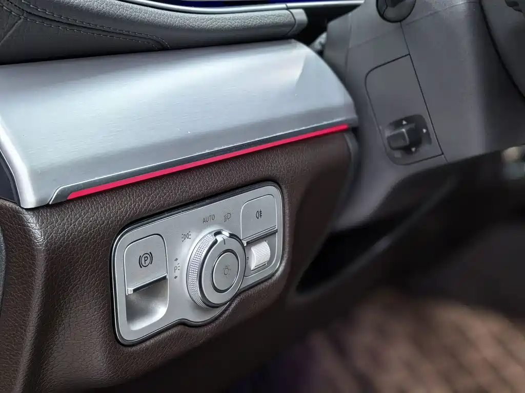 Mercedes-Benz GLE 2019 — фото 24