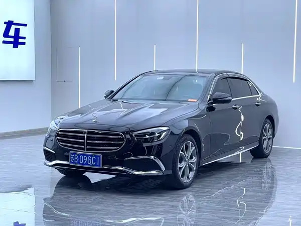 Mercedes-Benz E-Class 2021