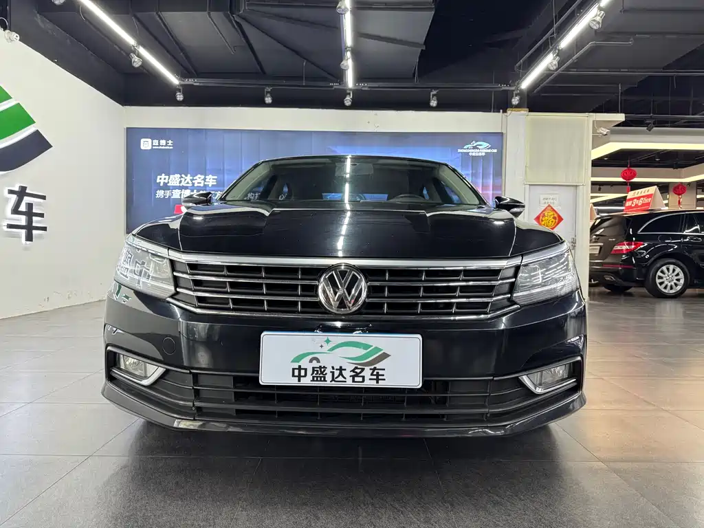 Volkswagen Passat 2017 — фото 2
