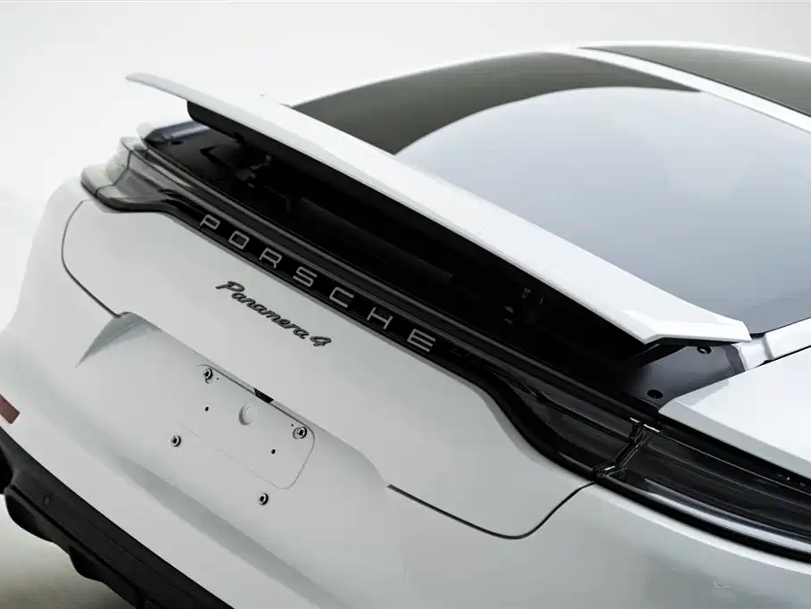 Porsche Panamera 2023 — фото 9