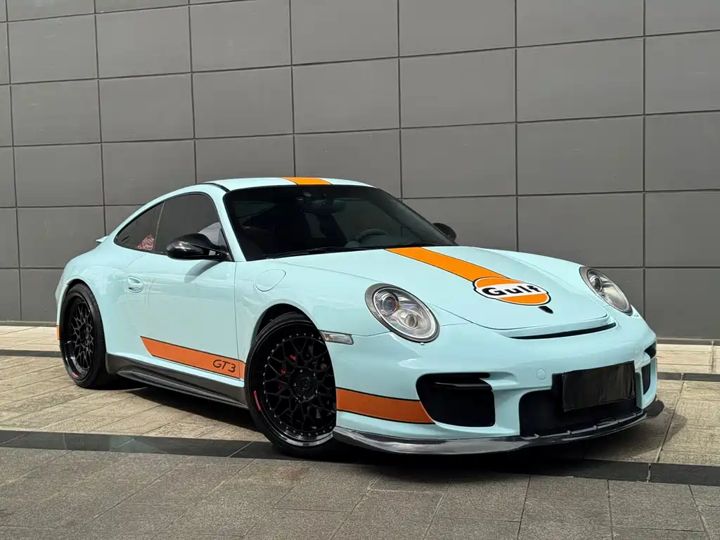Porsche 911 2010 — фото 21