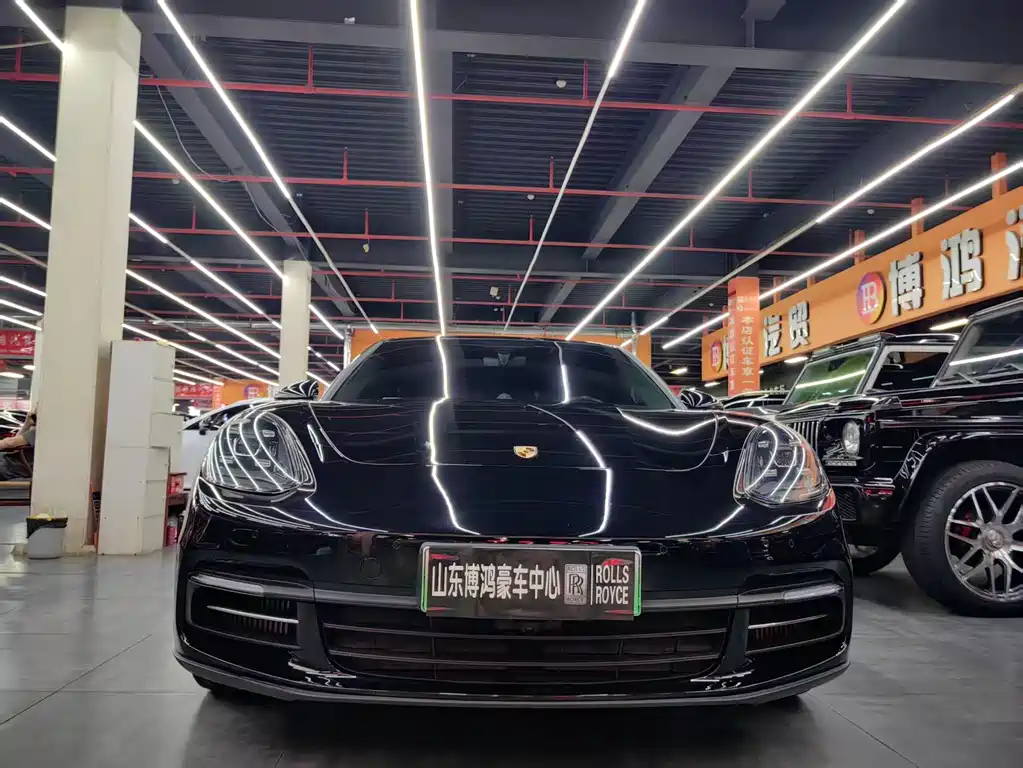 Porsche Panamera Hybrid 2018 — фото 2
