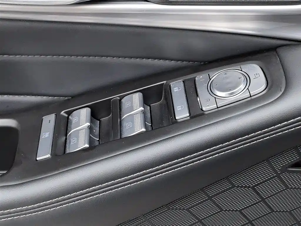 GAC Motor Trumpchi GS8 2025 — фото 9