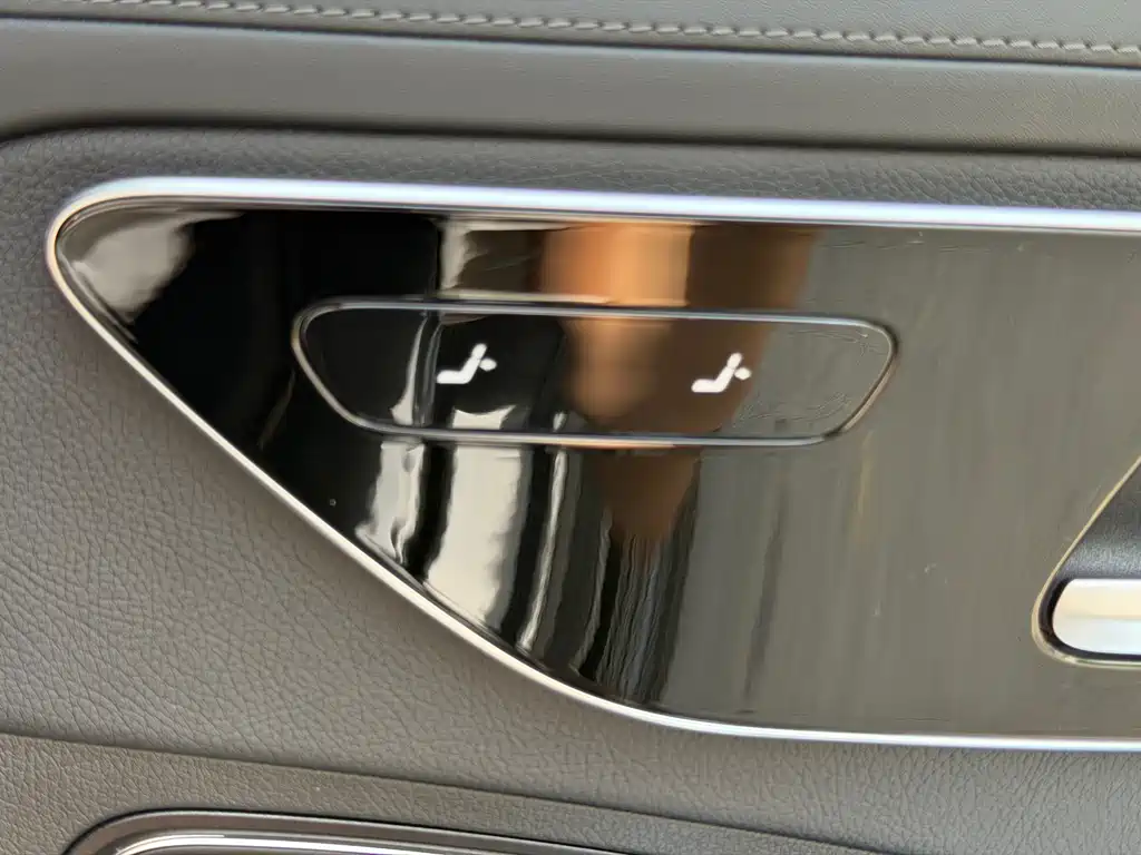 Mercedes-Benz C-Class 2022 — фото 12