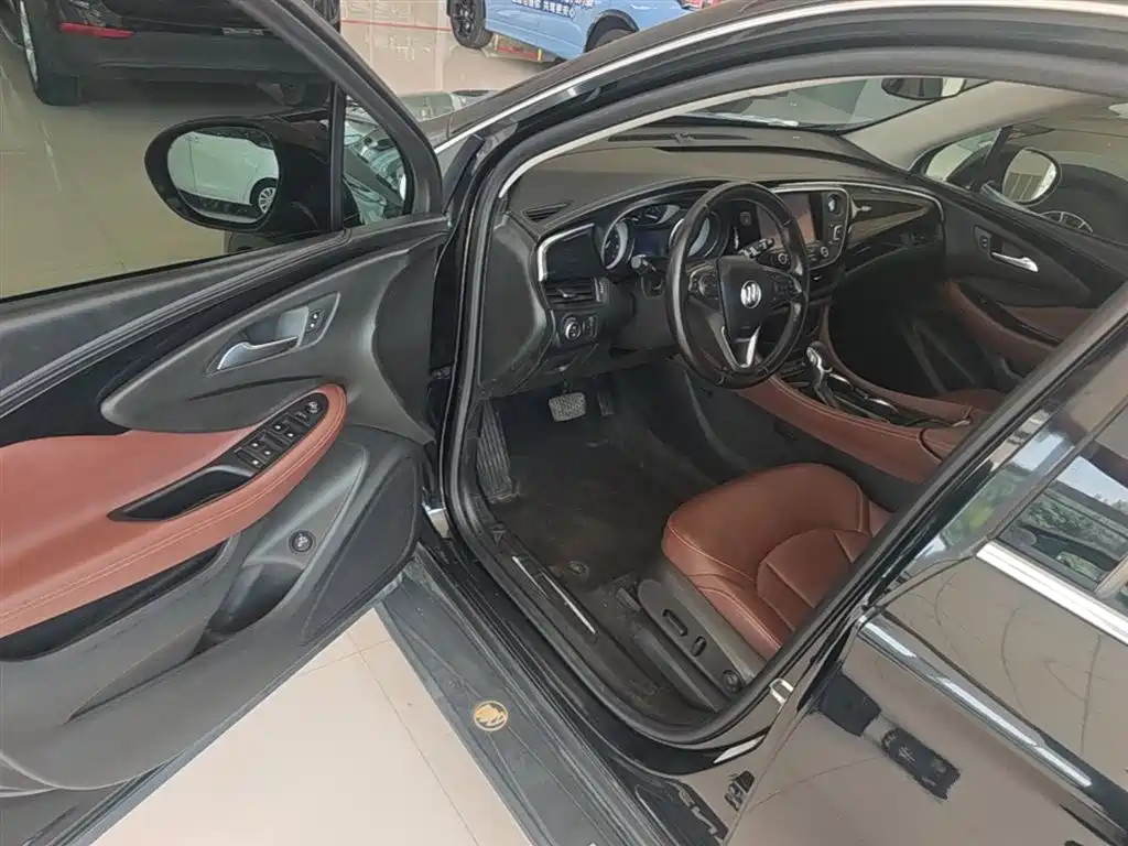 Buick Envision Plus 2019 — фото 16
