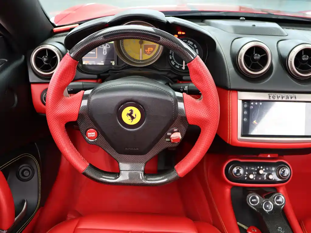 Ferrari California T 2012 — фото 19