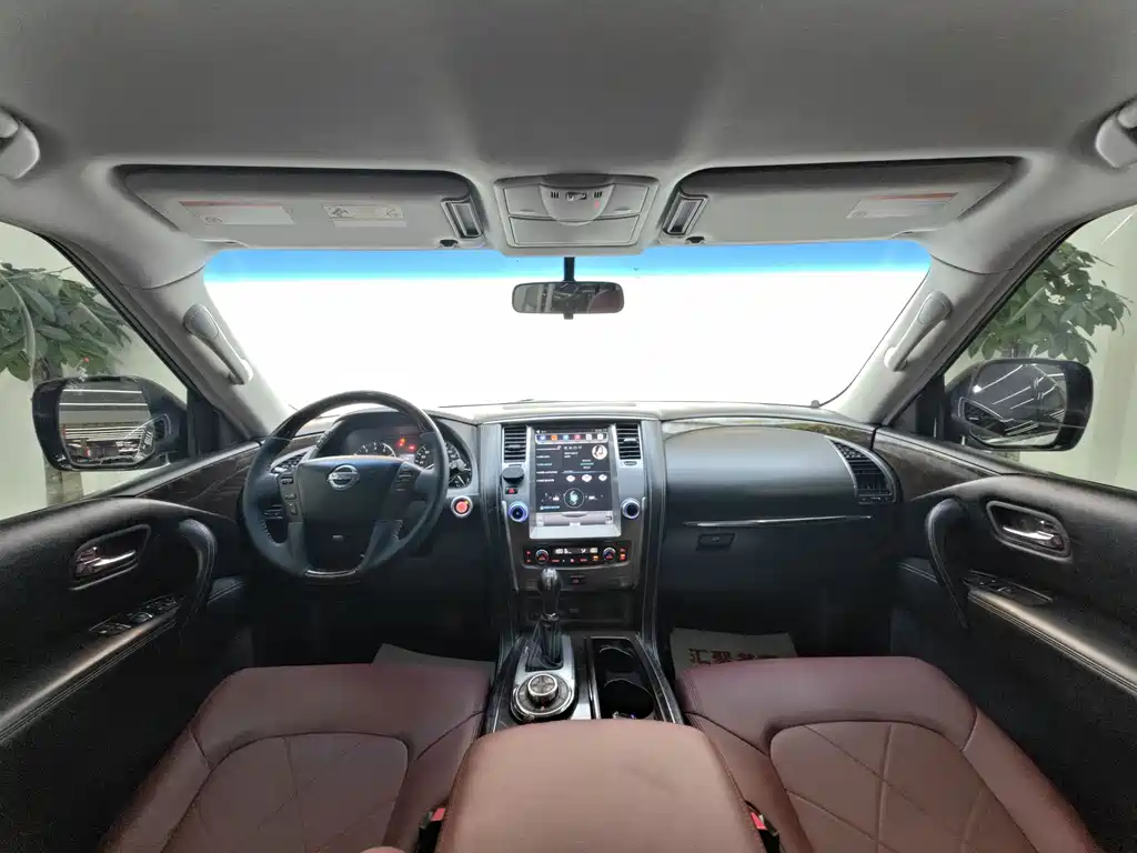 Nissan Patrol 2017 — фото 23