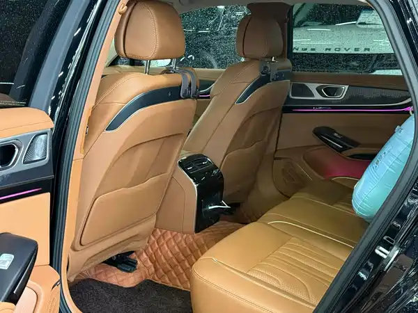 Hongqi H9 2025