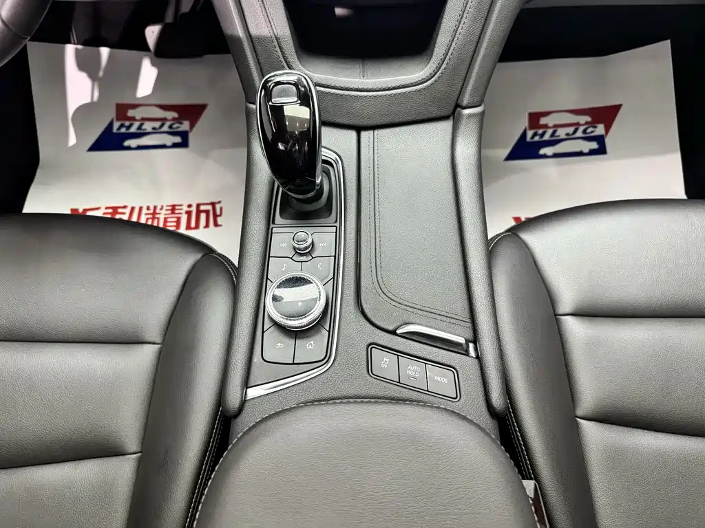 Cadillac XT5 2021 — фото 15