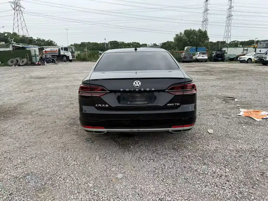 Volkswagen Phideon 2019 — фото 10
