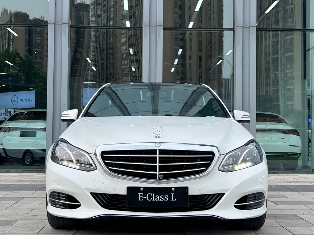 Mercedes-Benz E-Class 2015