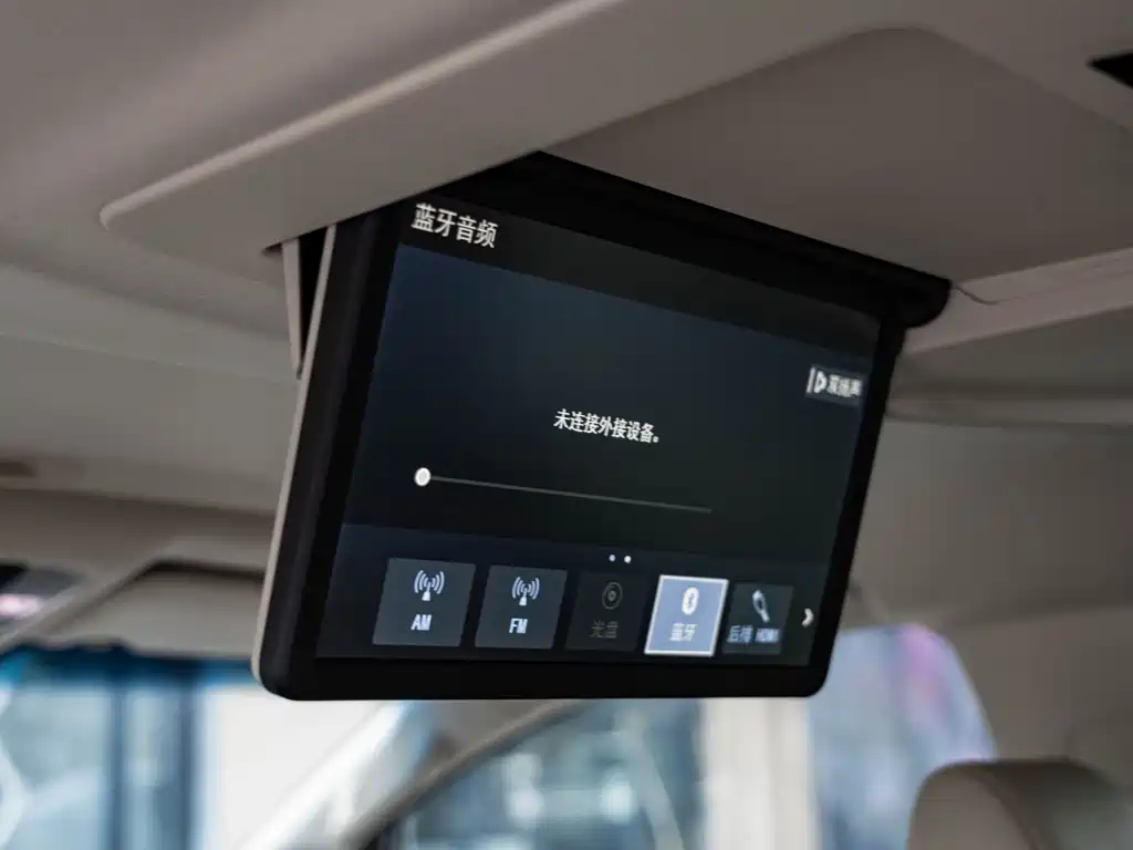 Toyota Vellfire 2022 — фото 23