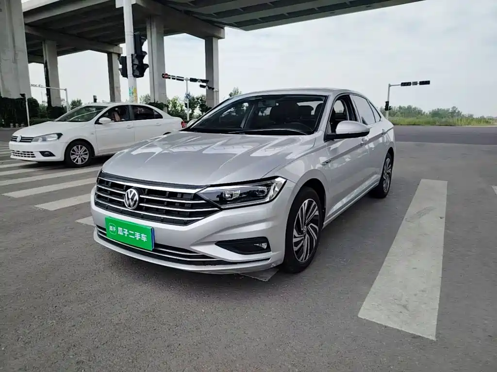 Volkswagen Sagitar 2022