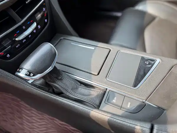 Cadillac CT6 2017