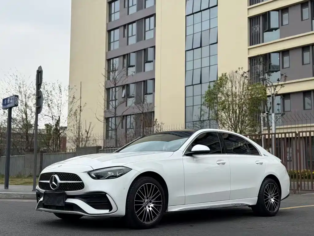 Mercedes-Benz C-Class 2022 — фото 1