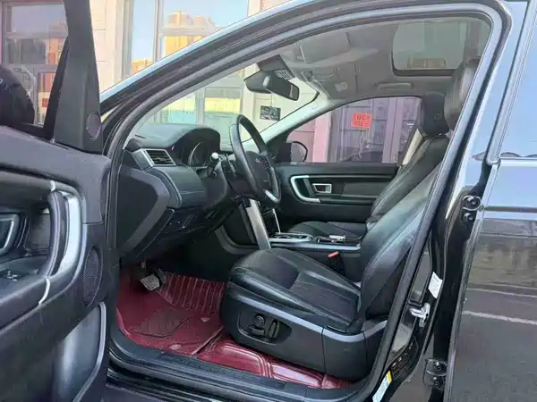 Land Rover Discovery Sport 2016