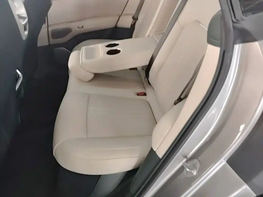 Xiaomi YU7 2025 — фото 17