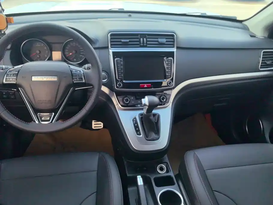Haval M6 2020 — фото 12
