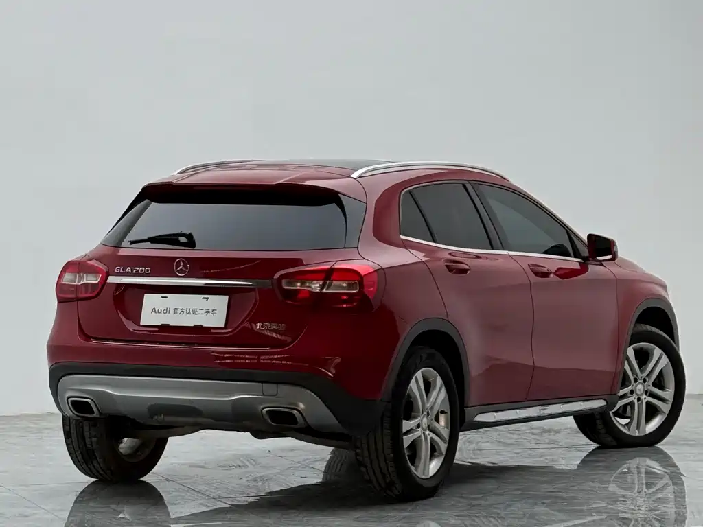 Mercedes-Benz GLA 2015