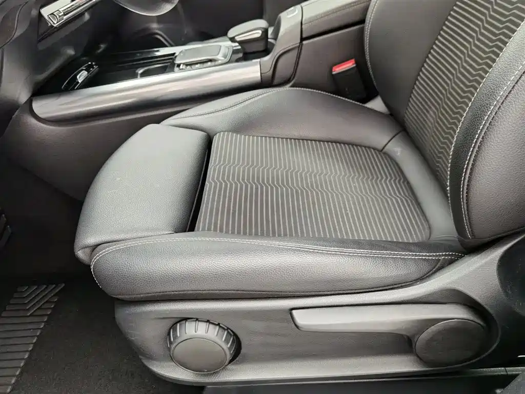 Mercedes-Benz B-Class 2020 — фото 20