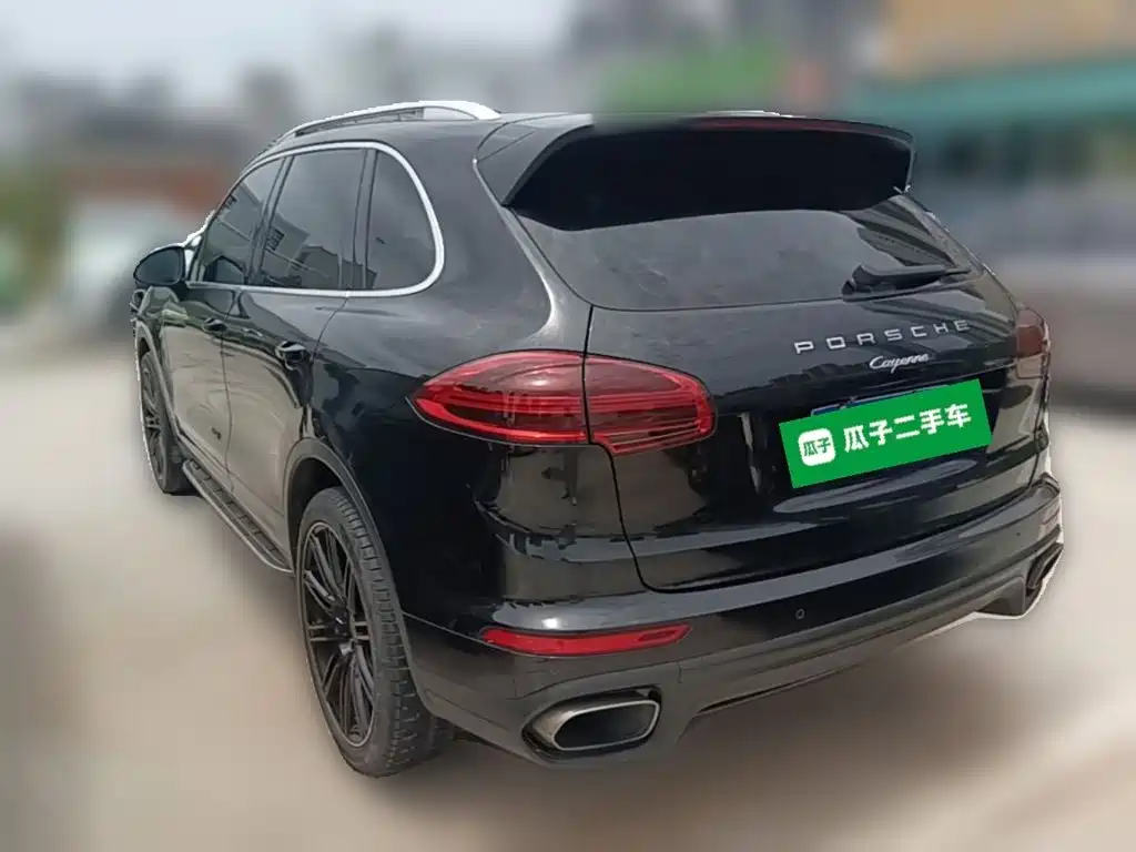 Porsche Cayenne 2017 — фото 9