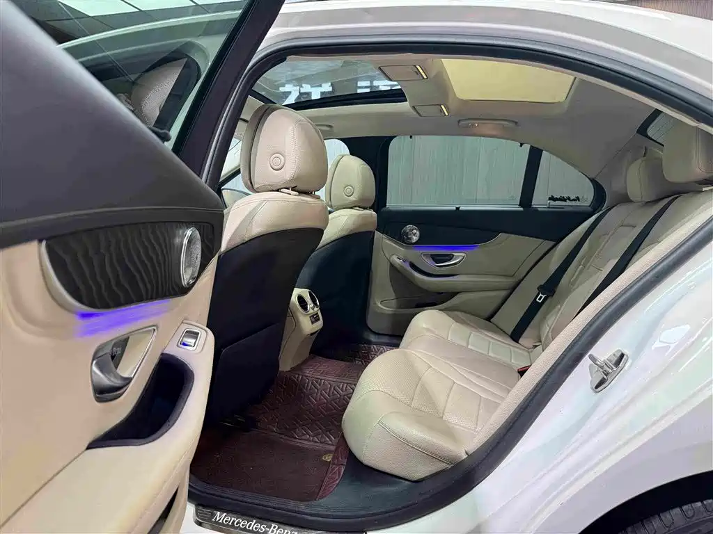 Mercedes-Benz C-Class 2015 — фото 6