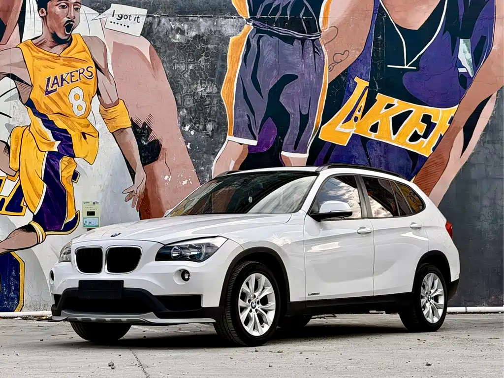BMW X1 2015 — фото 1