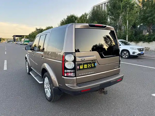 Land Rover Discovery 2015