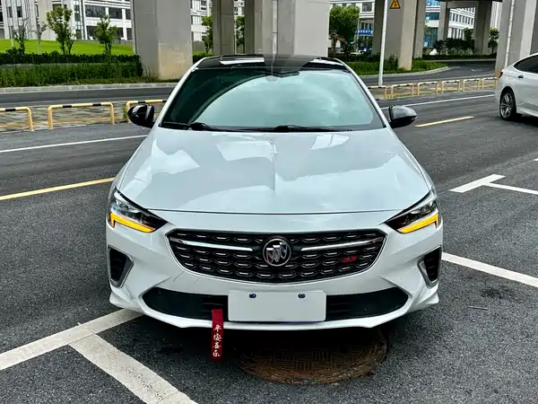 Buick Regal 2021