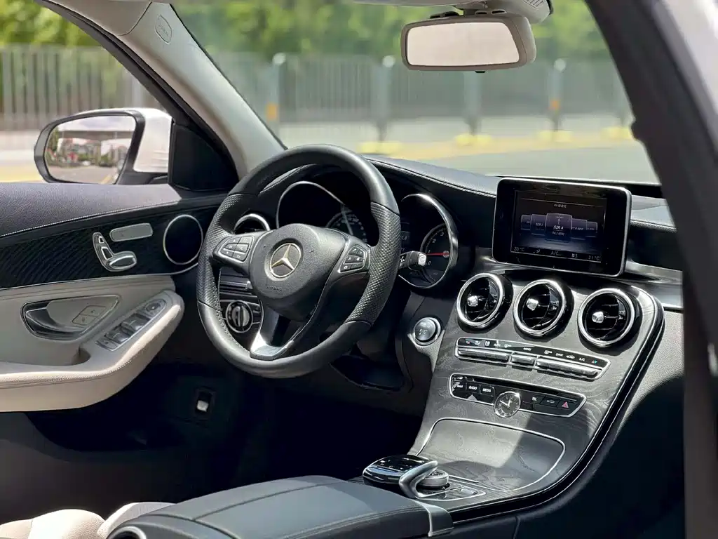 Mercedes-Benz C-Class 2016 — фото 9