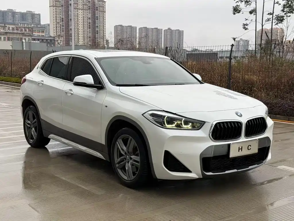 BMW X2 2021 — фото 9