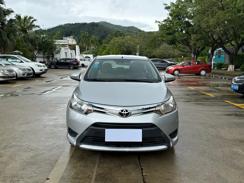 Toyota Vios 2016 — фото 2