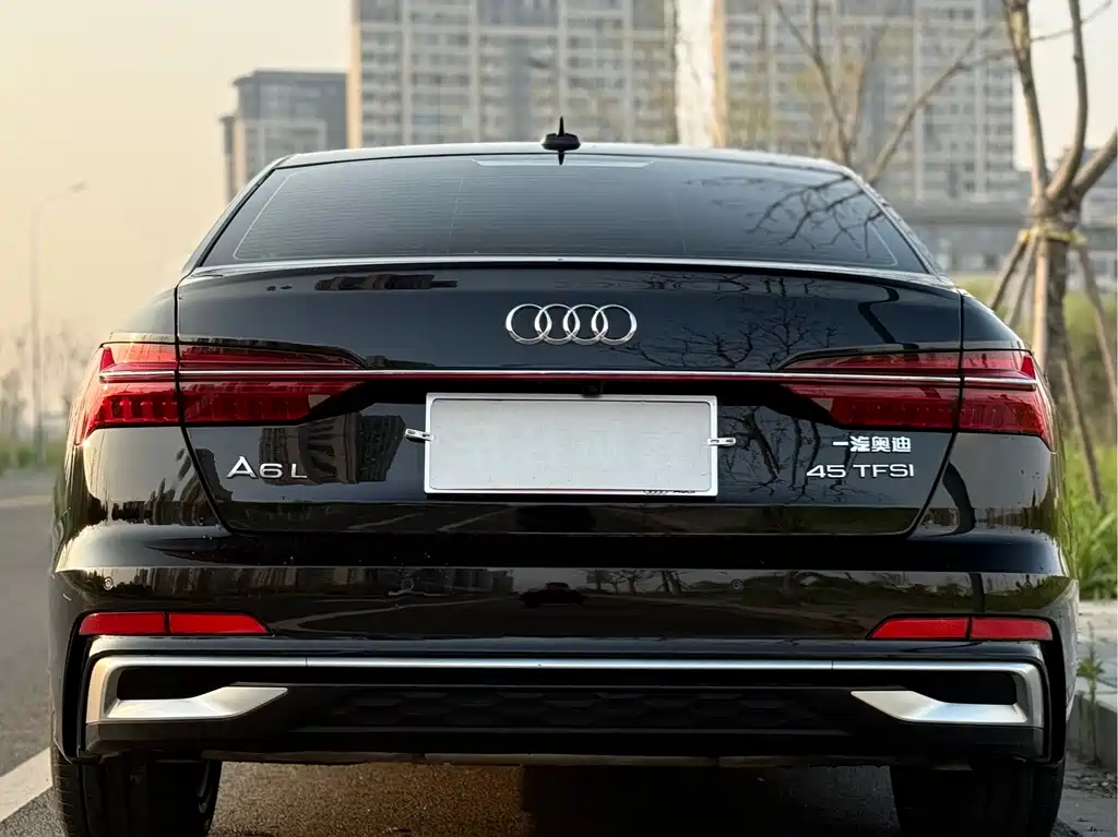 Audi A6L 2023 — фото 16