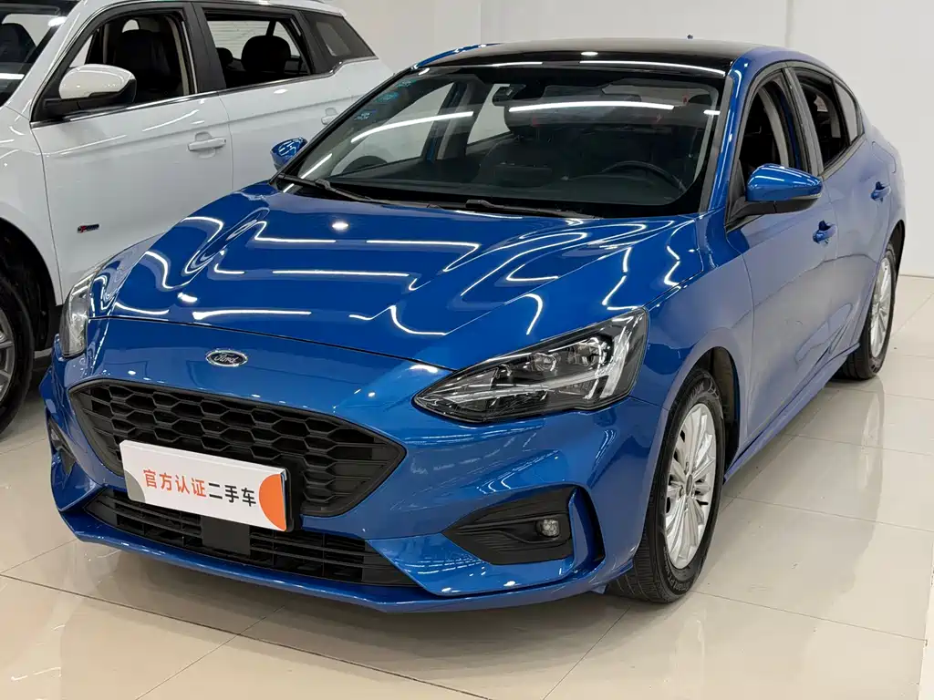 Ford Focus 2020 — фото 1