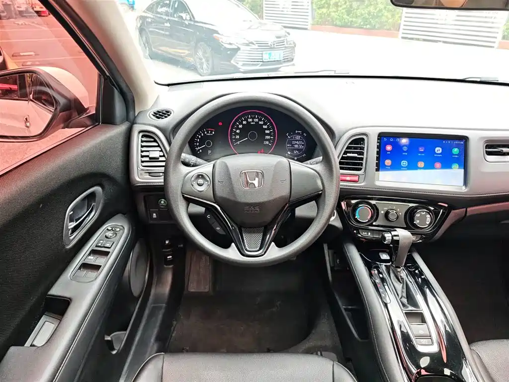 Honda Vezel 2017 — фото 18