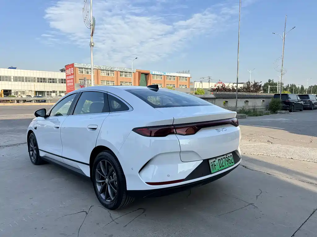 BYD Qin L 2025 — фото 12