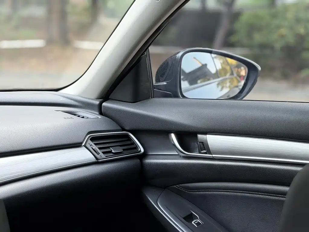 Honda Accord 2021 — фото 14