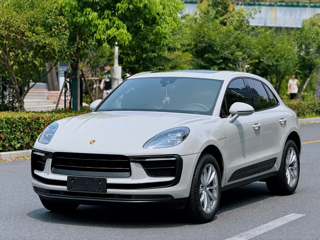 Porsche Macan 2023
